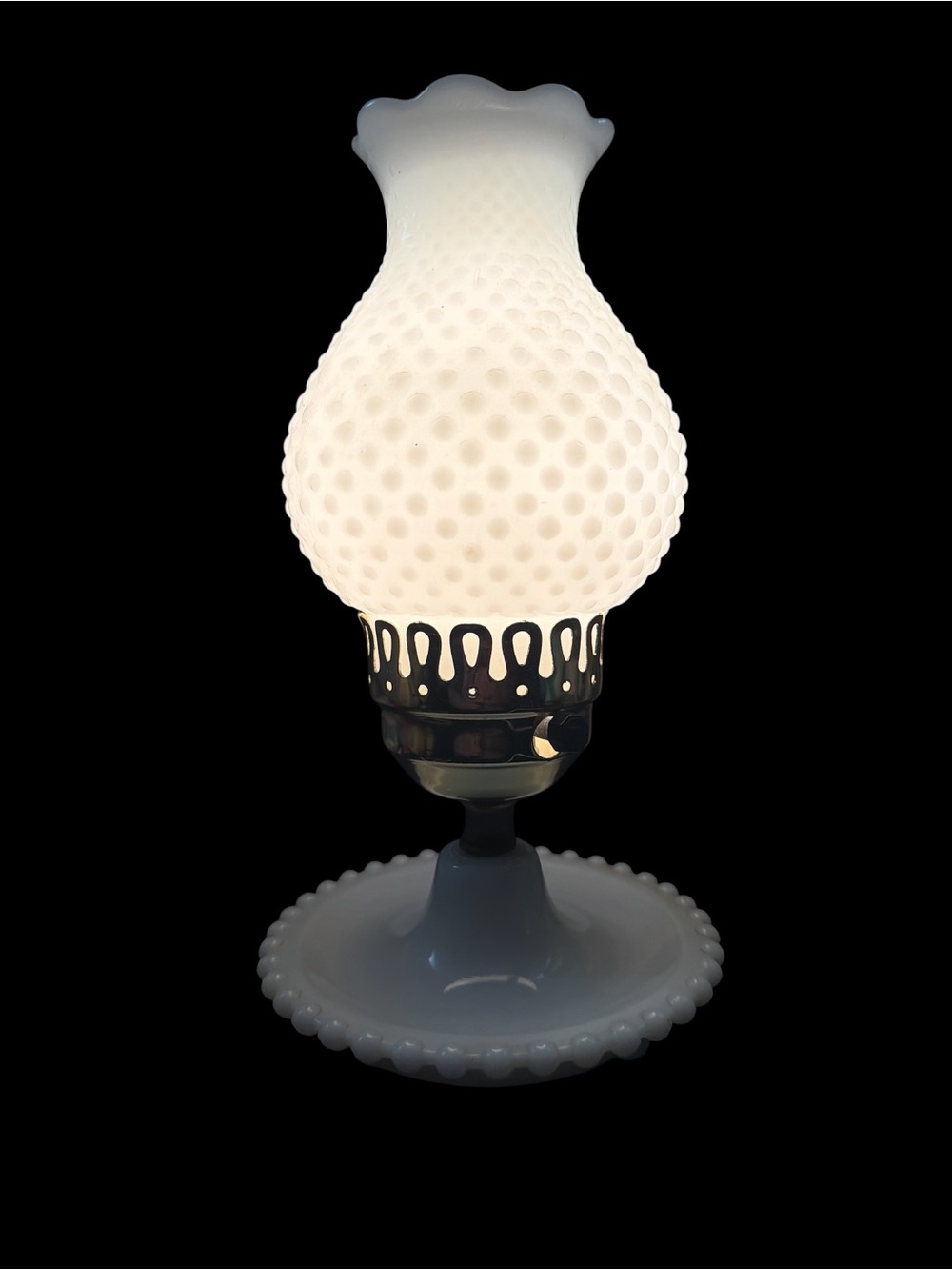 Vtg White Milk Glass Hobnail Hurricane Lamp Light Farmhouse Cottage Core 11” - Picture 5 of 5